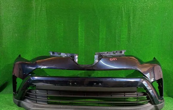 Toyota RAV 4 (XA40) Front bumper