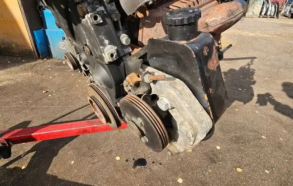 Renault Clio I Power steering pump