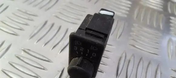 Nissan Primera Headlight level height control switch 36934a