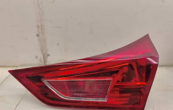 Toyota Auris E180 Rear/tail lights 05170237