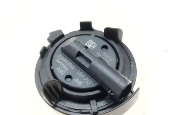 Volkswagen Golf VII Airbag deployment crash/impact sensor 5Q0959354 4382 A60974