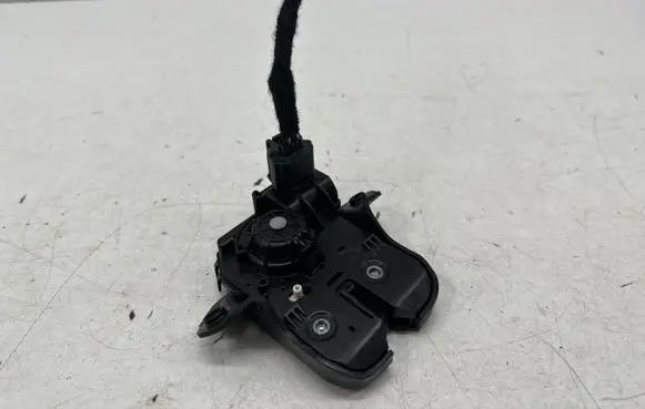 Nissan Qashqai J12 Tailgate/trunk/boot lock/catch/latch 905030754R