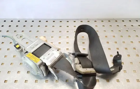 Chrysler 300 - 300C Front seatbelt P1AJ801DVAC
