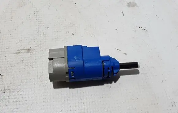 Clutch pedal sensor