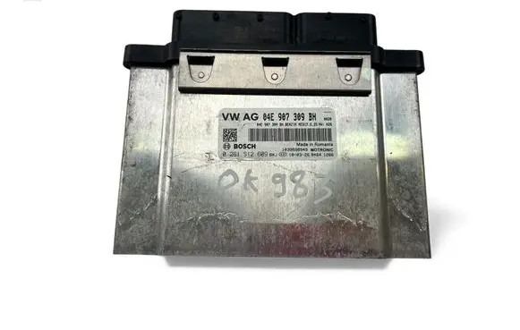 Volkswagen Golf VII Engine control unit/module ECU 04E907309BH 0261S12609