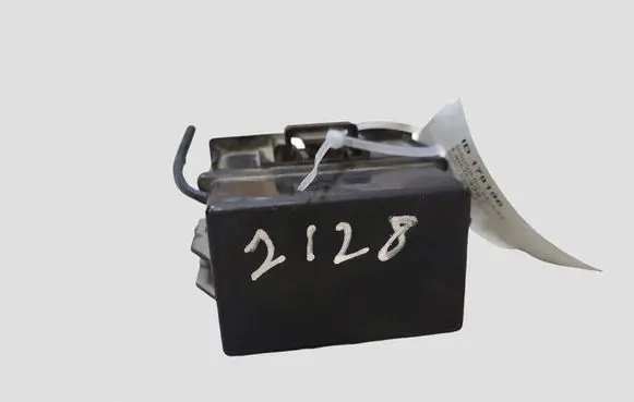 Volvo V70 Relay mounting block E434E