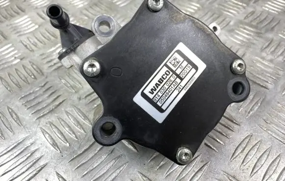Jeep Compass Vacuum pump 9140300260