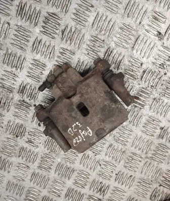Mitsubishi Pajero Rear brake caliper