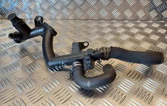 Peugeot 3008 I Engine coolant pipe/hose 9670254180
