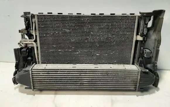 Volvo XC60 Radiator set 6G918C607ND P31293777