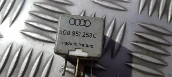 Audi A4 S4 B5 8D Other relay 8d0951253c 899314000