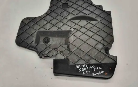 Mercedes-Benz E W212 Timing belt guard (cover) A6510100175
