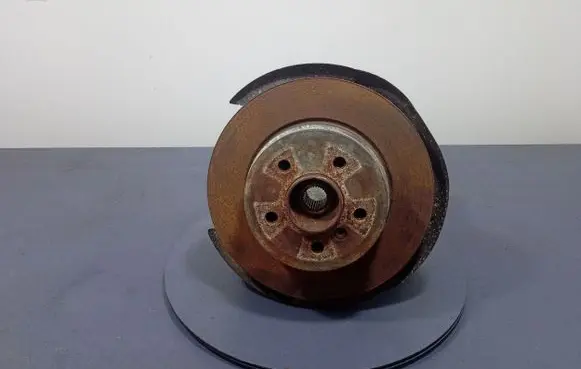 BMW X6 E71 Front wheel hub spindle knuckle