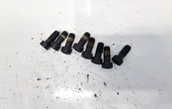 Hyundai i30 Nuts/bolts 