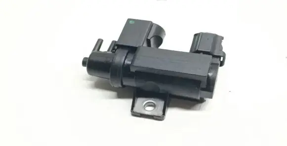 Toyota RAV 4 (XA30) Turbo solenoid valve 70051308