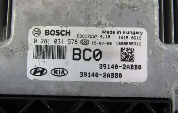 Hyundai i30 Engine control unit/module 391402ABB0