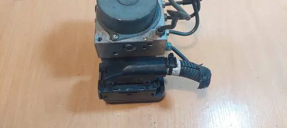 Toyota Yaris ABS Pump 44510-52C50 89541-52B30 11304010700