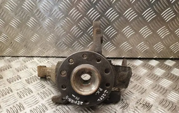 Opel Zafira A Front wheel hub