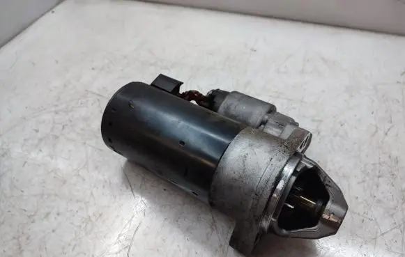 Mercedes-Benz CLS C218 X218 Starter motor A6519062300