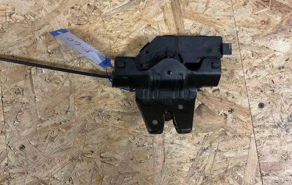 BMW 5 E60 E61 Tailgate/trunk/boot lock/catch/latch 8196401