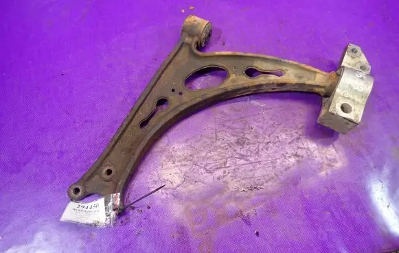 Skoda Octavia Mk2 (1Z) Front control arm