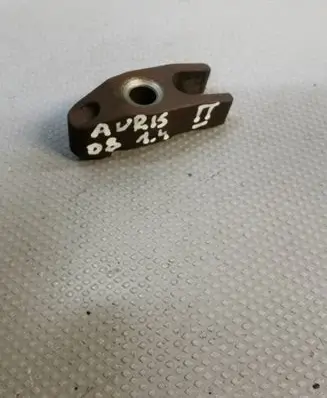 Toyota Auris 150 Fuel Injector clamp holder