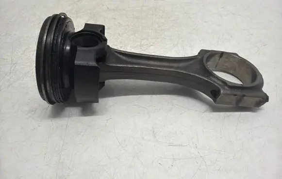 Peugeot Boxer Piston 9826063180