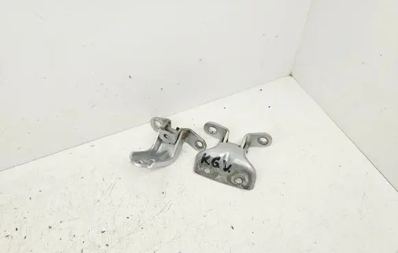 Rear door hinge set