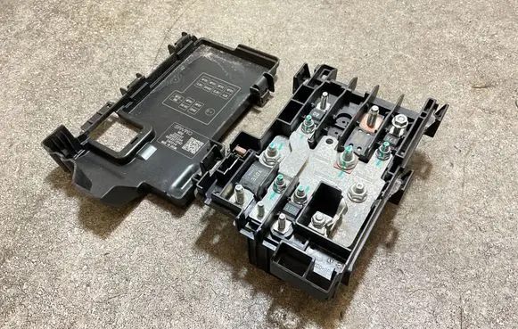 Volvo EX30 Positive wiring loom 80002263 220197 8893513546