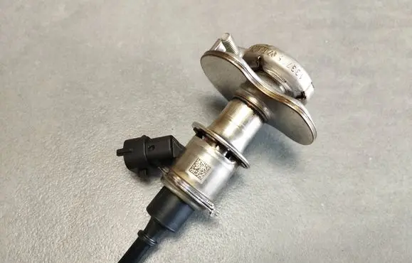 Volkswagen Tiguan AdBlue injector 0444021118 240922161513