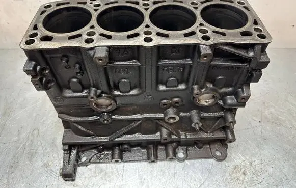 Volkswagen Golf VI Engine block 03L021BJ