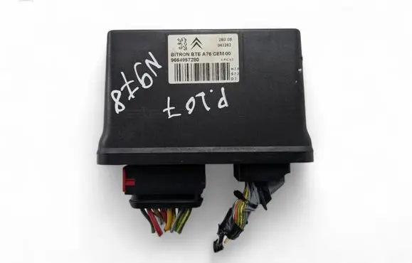 Peugeot 207 CC Sunroof control unit/module 9664957280