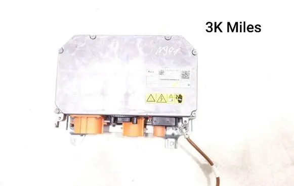 Mercedes-Benz EQB Voltage converter inverter A0009008142