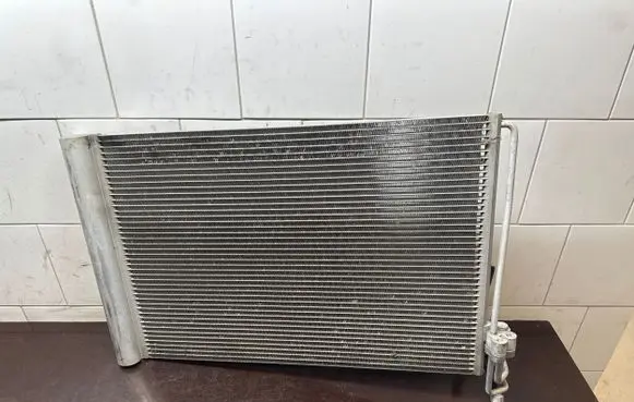 BMW 5 E60 E61 A/C cooling radiator (condenser) 8379885 6450837988508