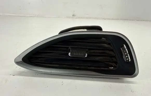 Chrysler Pacifica Dashboard side air vent grill/cover trim 6EC041X9AC 6EC02TRMAB 5RL201X9AA