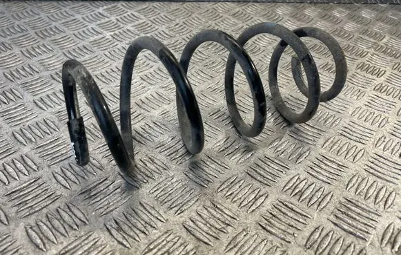 Toyota Yaris Rear coil spring