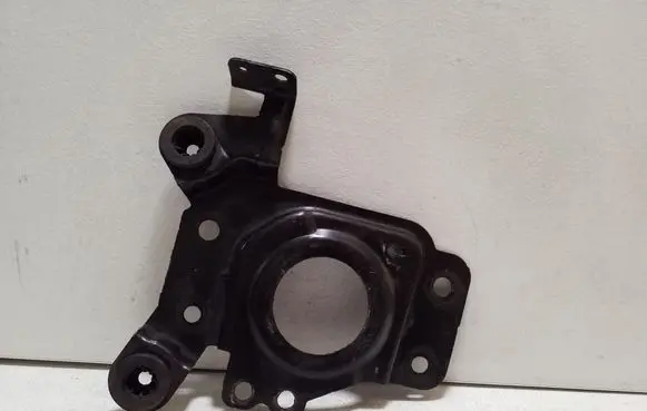 Land Rover Discovery Sport Gearbox mounting bracket GJ32R6K034AC