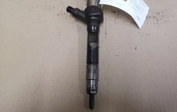 Mazda 6 Fuel injector R2AA 13H50