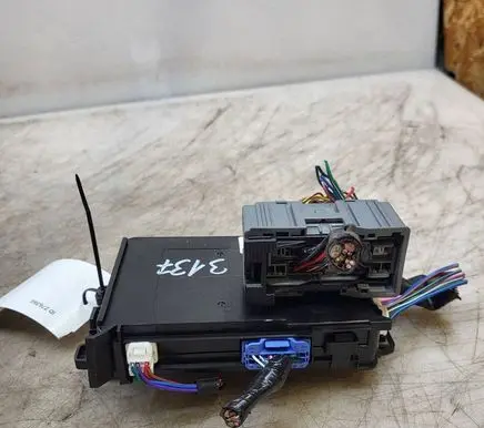 Mazda 6 Central body control module KD45675Y0G 14F08435Q013392 K021614F08