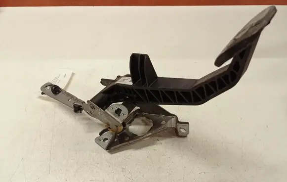 Clutch pedal