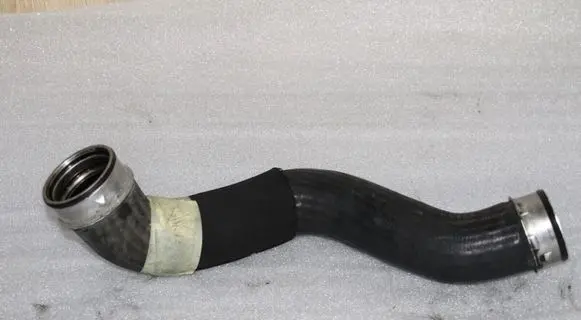 Mercedes-Benz E W211 Intercooler hose/pipe A2115282482
