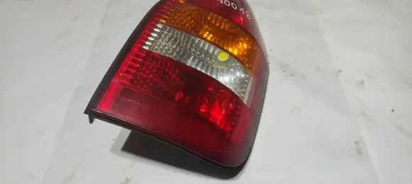 Opel Zafira A Rear/tail lights