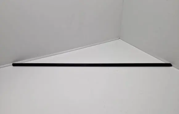 BMW X5 E70 Front door trim (molding) 51137158534 7158534