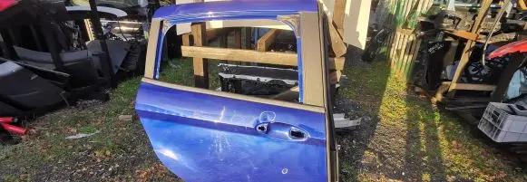 Ford B-MAX Rear door