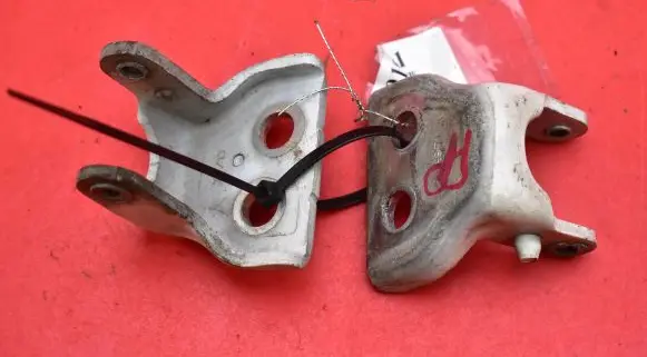 Citroen Berlingo Front door hinge set 