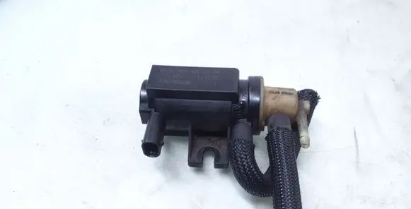 Mercedes-Benz CLS C218 X218 Turbo solenoid valve A0091533128