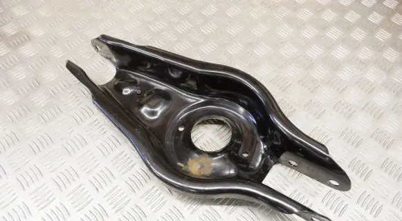 Tesla Model 3 Rear upper control arm/wishbone 104445100F
