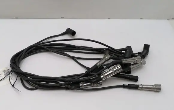 Mercedes-Benz 380 560SEC C126 Ignition plug leads 