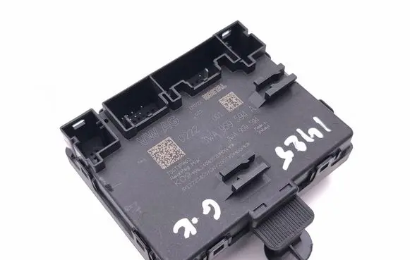 Skoda Superb B9 Door control unit/module 3WA959594A 3WA959594