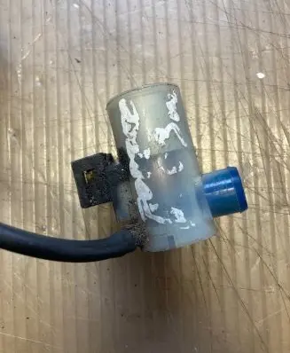 Subaru Forester SG Windscreen/windshield washer pump